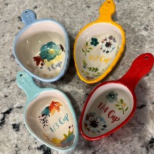 Pioneer Woman Willow Ceramic Measuring Cups
